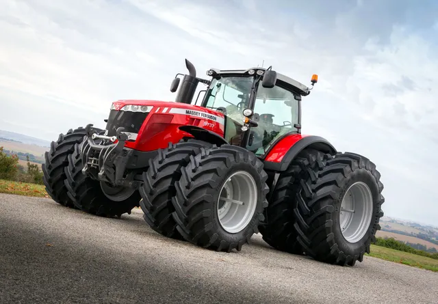 Foto de PRUEBA - Tractor 110HP 4x4